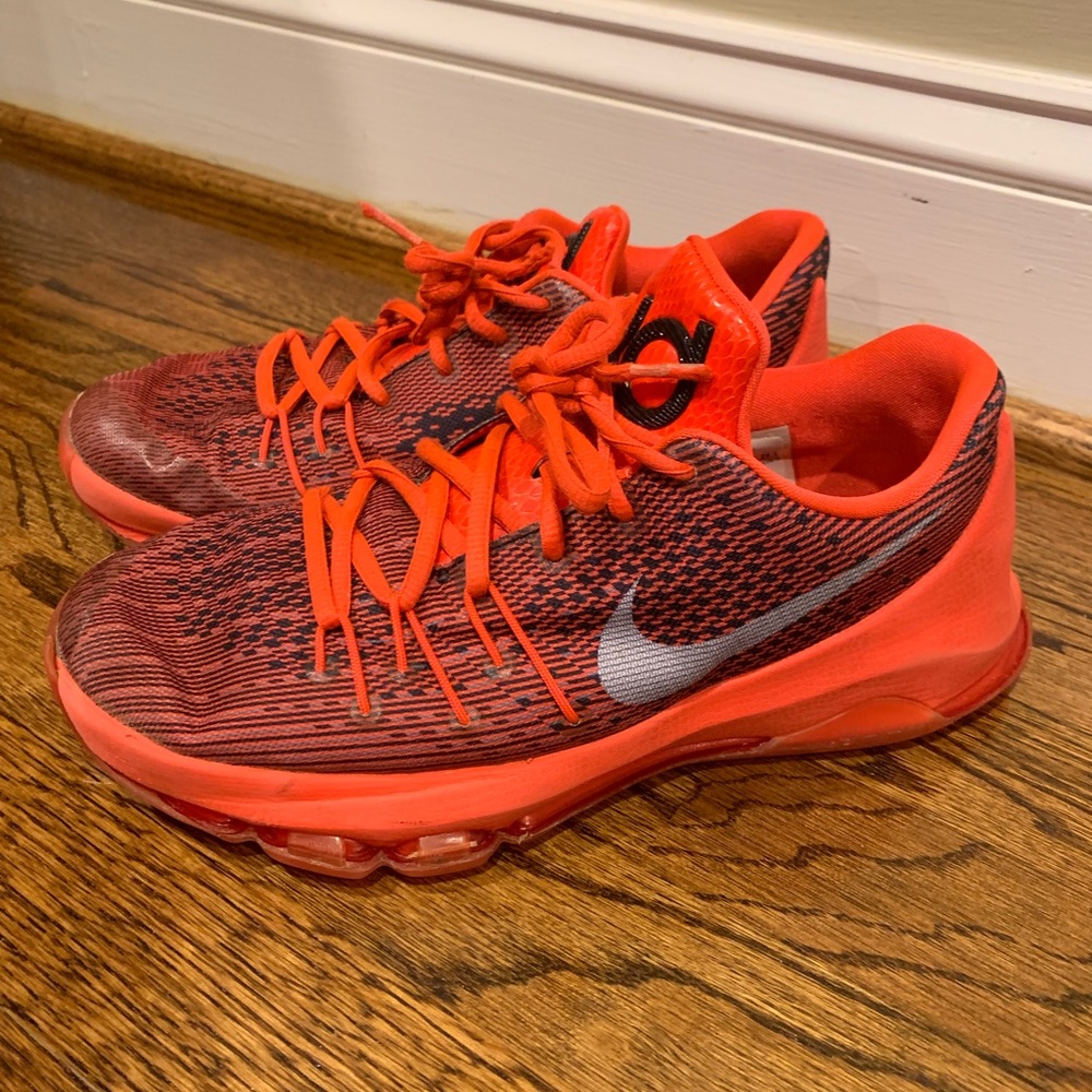 Nike KD 8 Kevin Durant 6.5 youth shoes orange